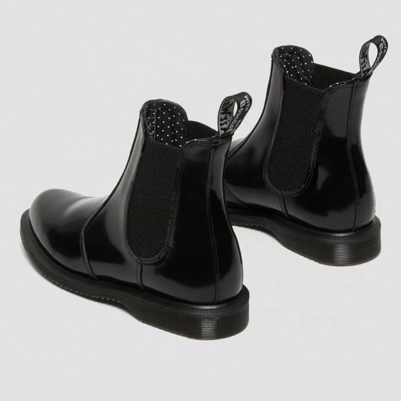 DR MARTEN FLORA WOMEN'S SMOOTH LEATHER CHELSEA BOOTS SIZE 6 US / 7 EU - Picture 4 of 10